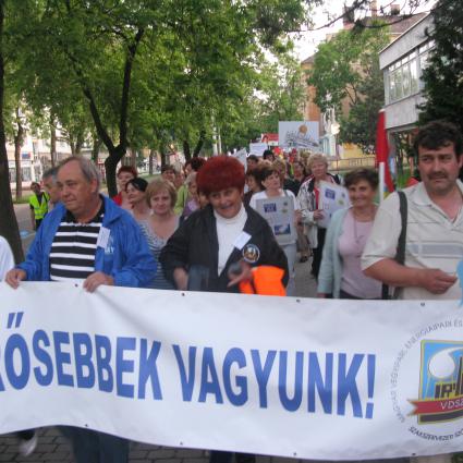 Kazincbarcikán volt az elsõ VDSZ demonstráció